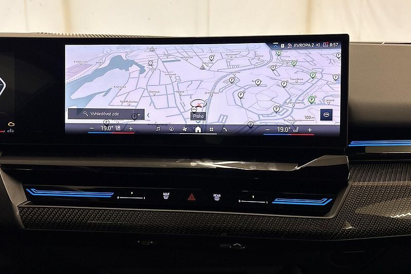 BMW Řada 5 540d xDrive Sedan - fotka 10 z 13