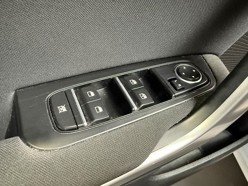 Kia Ceed 1.5 T-GDI 118kW Spin DCT - fotka 10 z 13