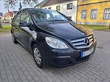 Mercedes-Benz Třídy B B180 i   1,7 - náhled 14