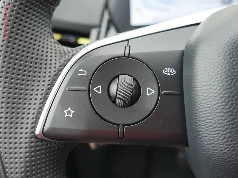 BAIC X55 (2025) 1.5I, ČR, AT, LED, panorama - fotka 13 z 15