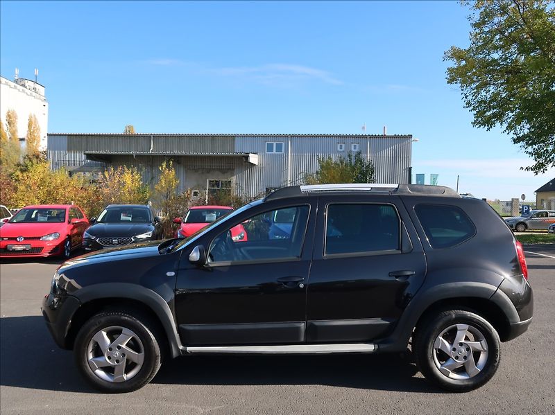 Dacia Duster 1,6 i,16V,77kW,1majČR,4x4 - fotka 4 z 22
