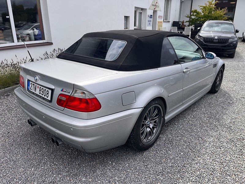 BMW M3 (2002) 3.2 i Kabrio 252 Kw - fotka 2 z 14