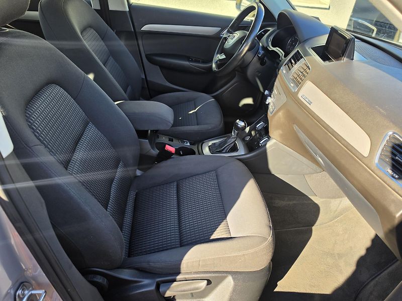 Audi Q3 2.0 TFSI led S Tronic kei - fotka 20 z 24
