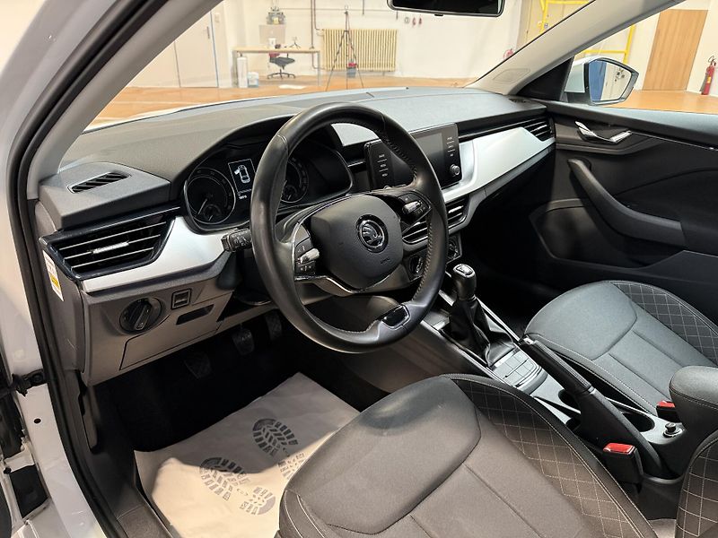 Škoda Scala 1.0 TSI 85kW Ambition - fotka 5 z 13