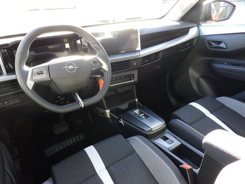 Opel Frontera (2026) Edition Hybrid 1.2Turbo - fotka 16 z 30