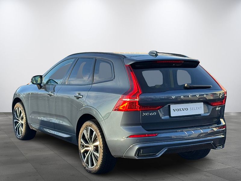 Volvo XC60 PLUS B4 AWD, POLESTAR, TZ - fotka 3 z 26