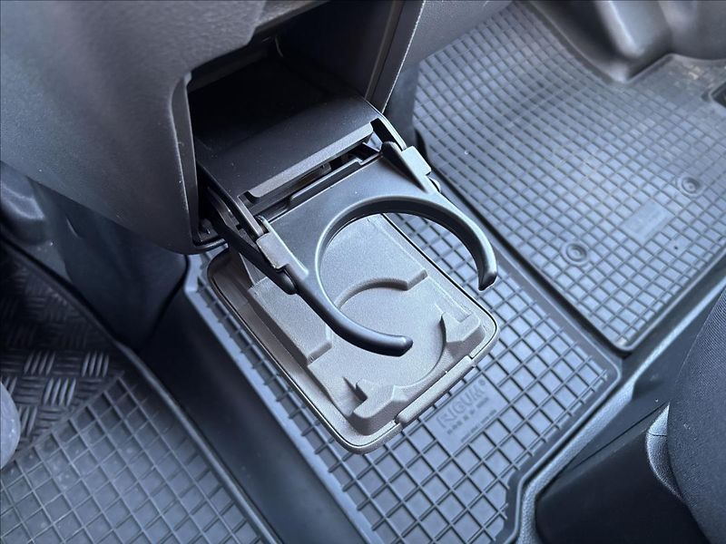 Ford Transit 2,0 EcoBlue 96kW L3 - fotka 38 z 38