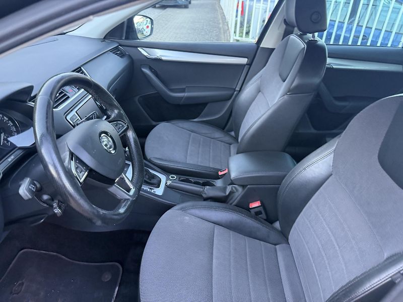 Škoda Octavia (2017) 1.6tdi - fotka 34 z 52