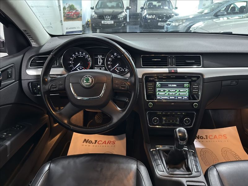 Škoda Superb 2,0   TDI 103KW ELEGANCE XEN - fotka 21 z 34