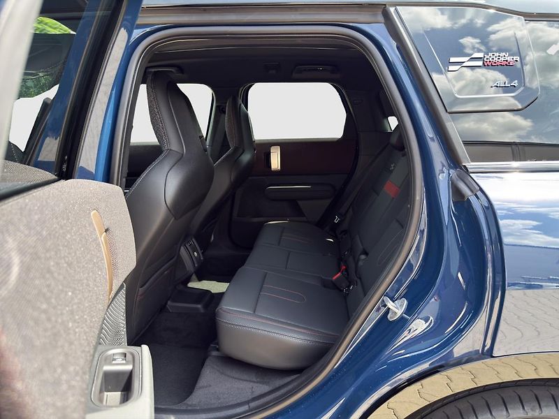 Mini Countryman JCW ALL4 - fotka 16 z 21