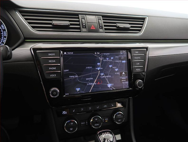 Škoda Superb (2016) 2.0 TDI 4x4, 4X4, Automat - fotka 17 z 31