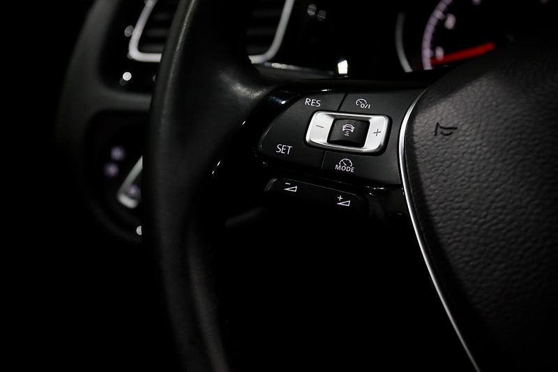 Volkswagen Golf 7 Variant 1.4 TSI 103 kW - fotka 22 z 39