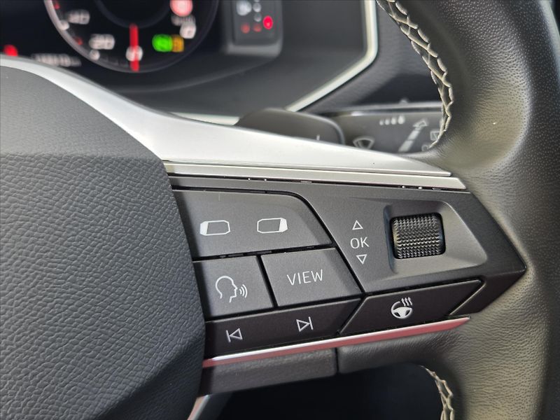 Seat Tarraco 2,0 TDi DSG Style Tažné z. 1.m - fotka 19 z 27