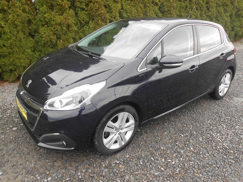 Peugeot 208 NAVI, CHROM, LED, 87TKm - fotka 3 z 37