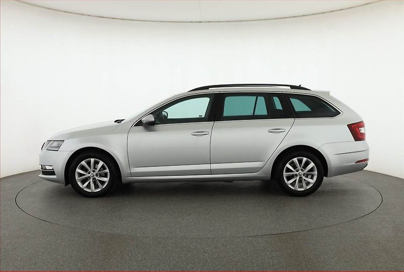 Škoda Octavia (2018) Style 2.0 TDI, Automat - fotka 3 z 19