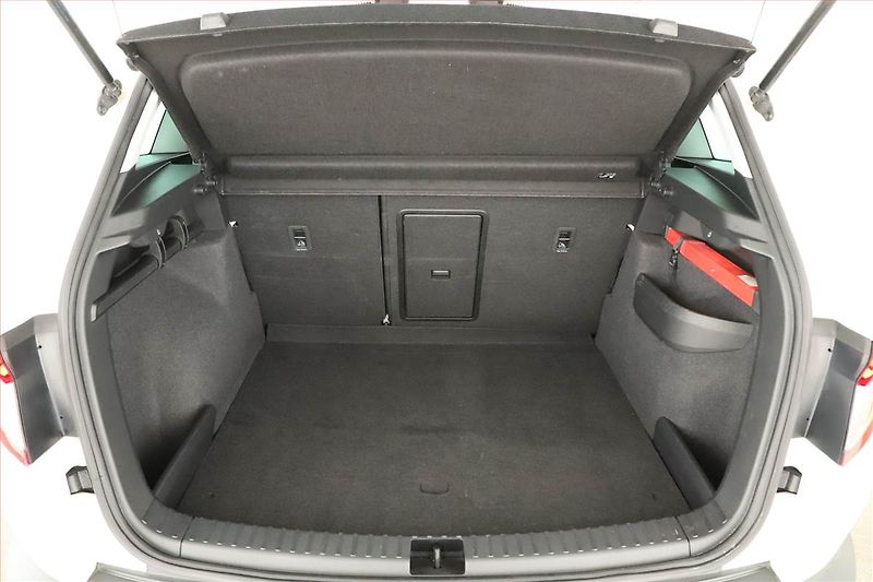 Škoda Karoq (2021) Style 2.0 TDI, ČR,1.maj, Navi - fotka 11 z 20