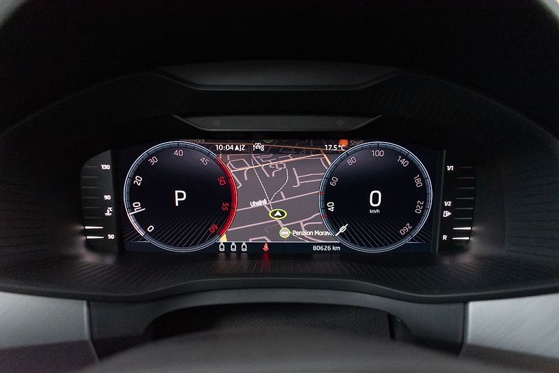 Škoda Kodiaq 2.0 TDI 110 DSG*TAŽNÉ*WEBASTO* - fotka 20 z 44