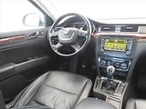 Škoda Superb (2010) Elegance 2.0 TDI, Navi, Xenony - náhled 7