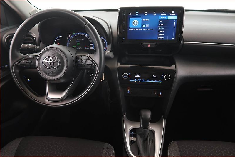 Toyota Yaris Cross (2023) Comfort Style Tech 1.5 VVT-iE - fotka 7 z 19