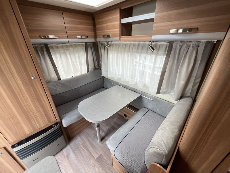 Weinsberg (2019) CaraOne 420 QD - fotka 11 z 21
