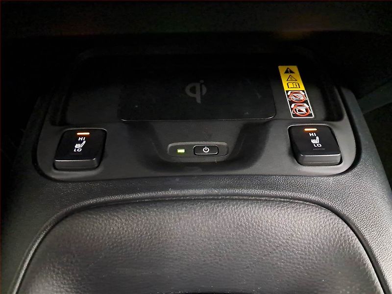 Toyota Corolla (2025) 1.8 Hybrid - fotka 16 z 18