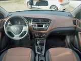 Hyundai i20 FC 1,2i 55kW - náhled 32
