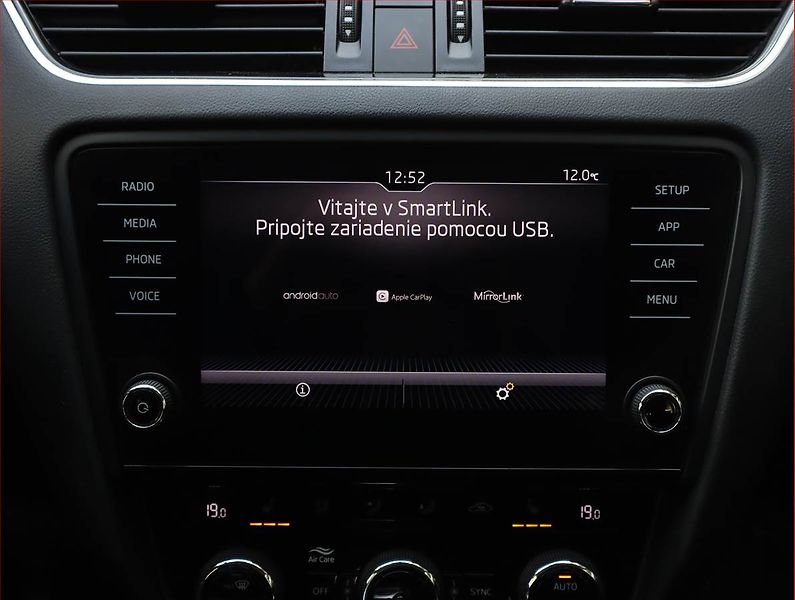Škoda Octavia (2018) 2.0 TDI, Serv.kniha, Tempomat - fotka 17 z 20