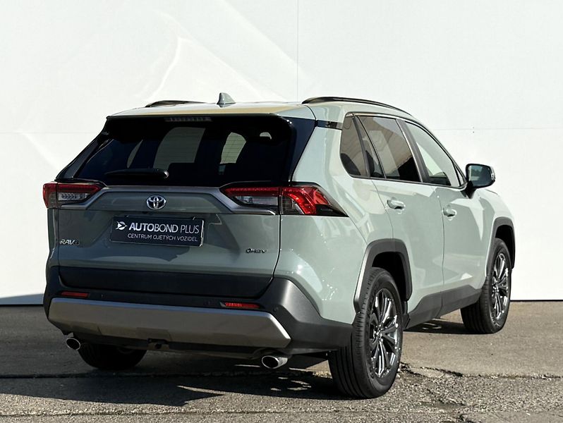 Toyota RAV4 2.5 HSD e-CVT Comfort Style - fotka 2 z 22