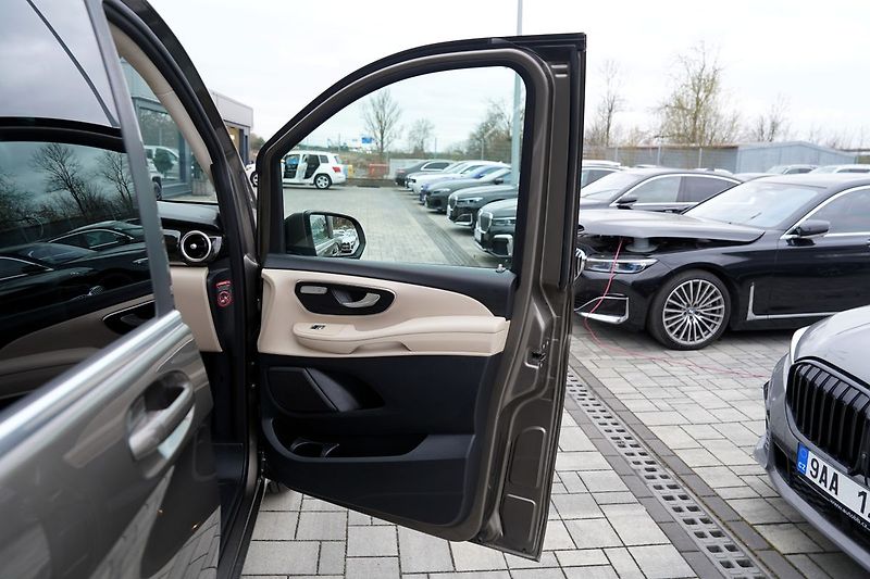 Mercedes-Benz Třídy V V 250d /Long/kůže/kamera - fotka 18 z 40