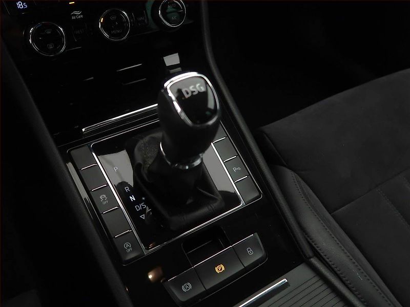 Škoda Superb (2019) Style 2.0 TDI, Automat - fotka 13 z 19