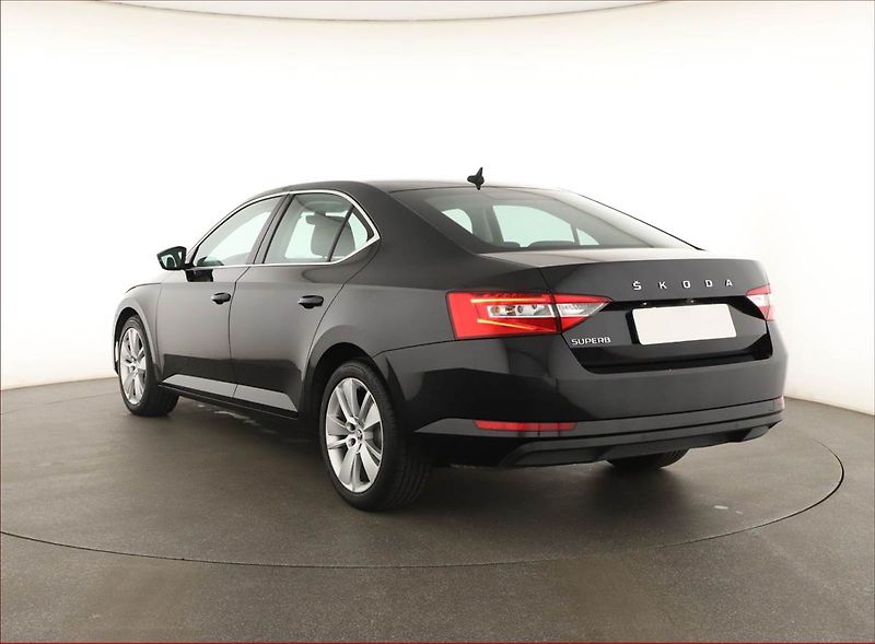 Škoda Superb (2020) Style 2.0 TDI, Automat, ČR - fotka 4 z 18