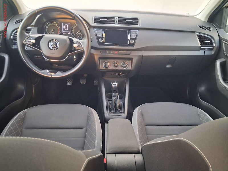 Škoda Fabia (2022) 1.0 TSi, 1.maj,ČR, Ambition - fotka 8 z 15