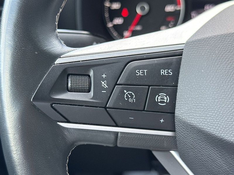 Seat Leon (2022) 1.0 TSI Reference - fotka 17 z 26