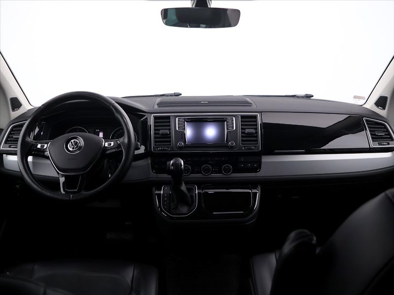 Volkswagen Multivan 2,0 TDI 150kW Highline DSG 4x4 - fotka 29 z 36