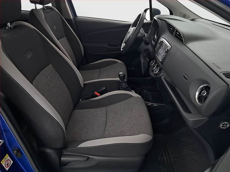 Toyota Yaris (2019) 1.5 Dual VVT-i, Serv.kniha - fotka 9 z 16