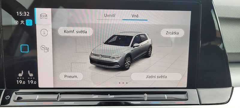 Volkswagen Golf (2021) 8 1,5TSi 96kW Life FuLLeD - fotka 36 z 45