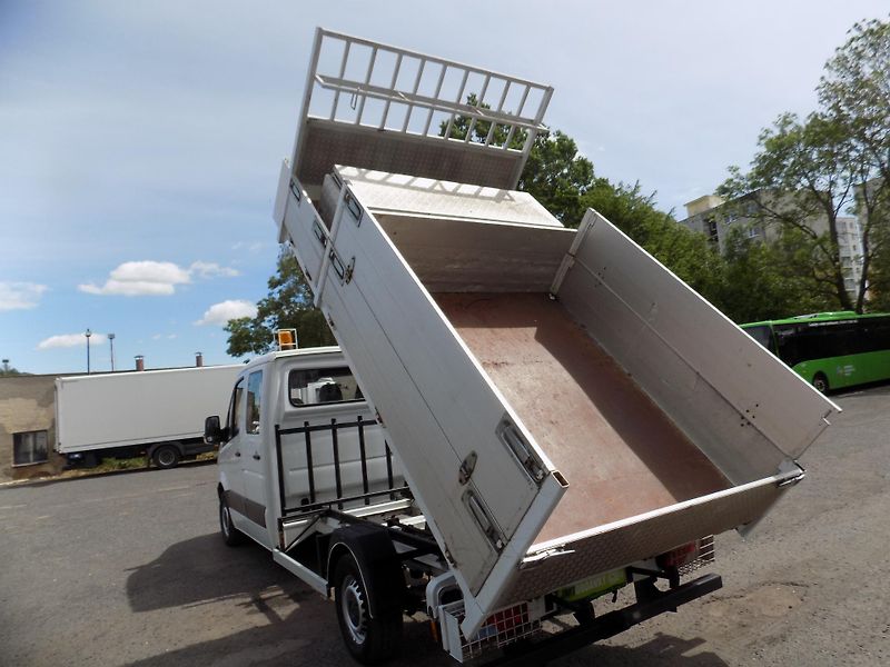 Mercedes-Benz Sprinter (2012) 2,2 95KW 7 MÍST SKLÁPĚČ  - fotka 38 z 46