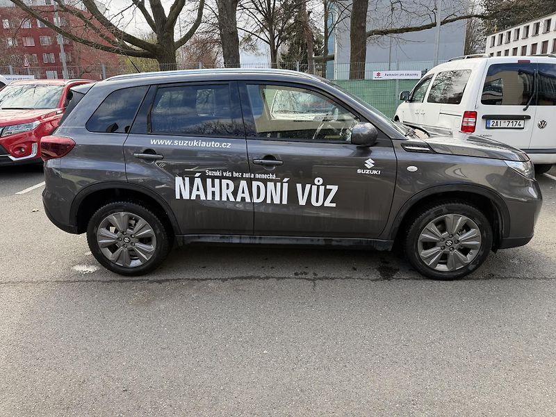 Suzuki Vitara 1,4 Premium Hybrid - fotka 4 z 13