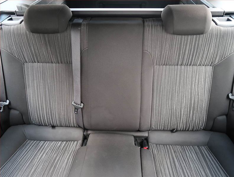 Opel Astra (2011) 1.7 CDTI, po STK, Tažné - fotka 10 z 13