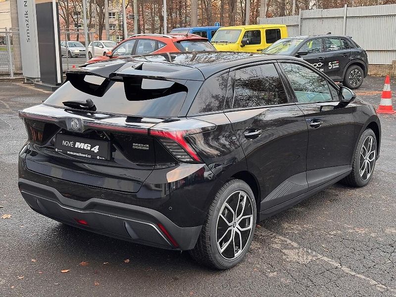 MG MG4 (2025) Electric Exclusive (64 kWh) - fotka 10 z 39
