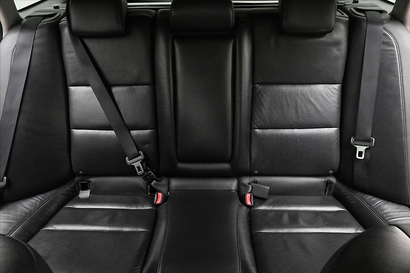 Honda Accord 2,2 i-DTEC 110kW Manuál - fotka 26 z 30