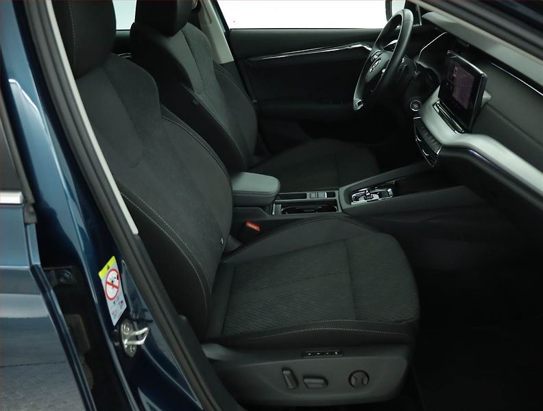 Škoda Octavia (2023) Style 2.0 TDI, Automat - fotka 9 z 17