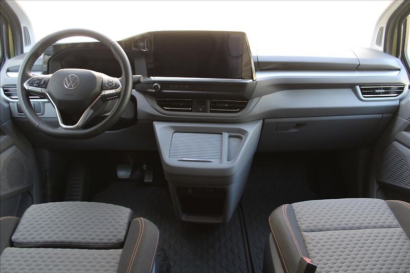 Volkswagen Caravelle 2.0 TDI L/DSG/ZÁR/DPH/CZ - fotka 24 z 45
