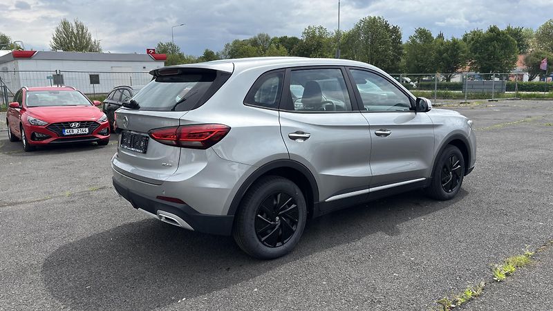 MG ZS (2026) 1,5i MT ESSENTIAL - fotka 3 z 9