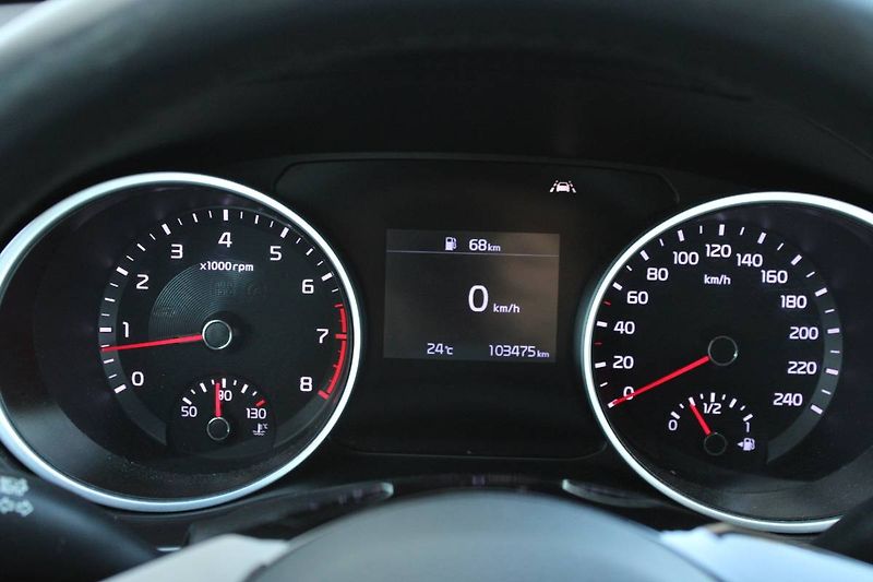 Kia Ceed (2018) 1.4 T-GDI 103kW manuál - fotka 25 z 32