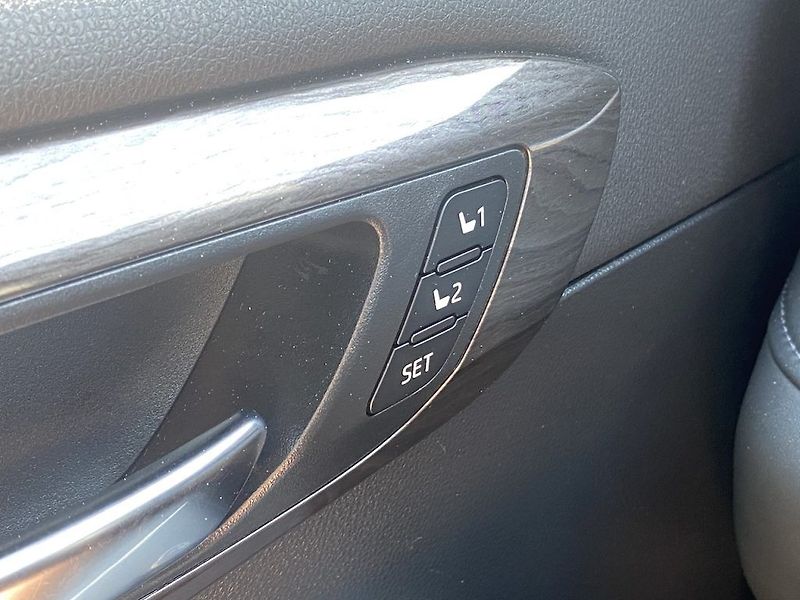 Toyota Highlander 2.5HSD, tažné, panorama, JBL - fotka 12 z 14