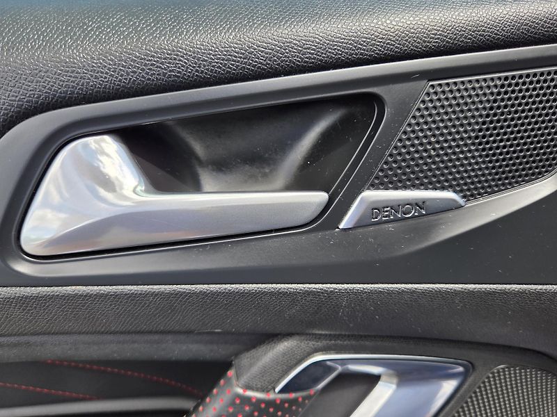 Peugeot 308 (2018) 2.0 BHDi 180 GT EAT8 - fotka 31 z 32