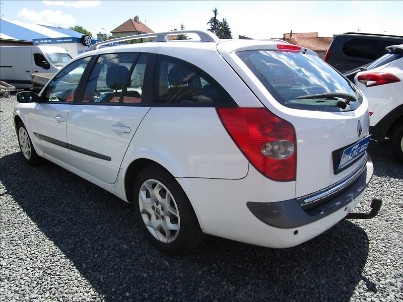 Renault Laguna Grandtour 1.9dCi, aut Klima - fotka 6 z 40