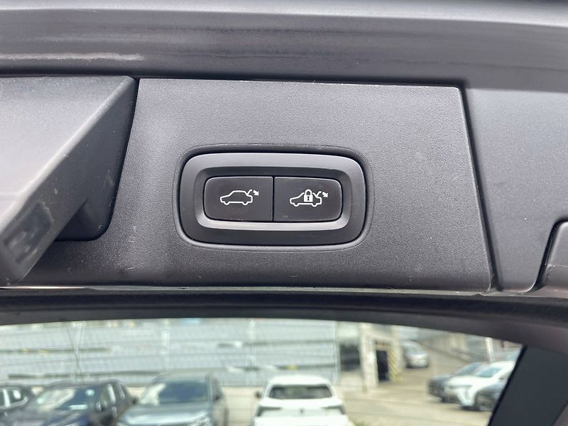 Volvo V90 (2016) 2.0 T5,187kW,Inscription,DPH,K - fotka 11 z 51