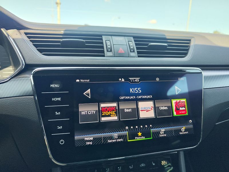 Škoda Superb 2.0 TDI/147kW Sportline DSG 4x - fotka 22 z 36